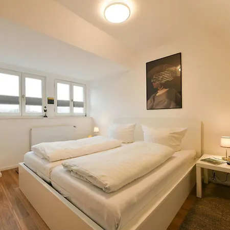 Logirhaus Doyen 9 *